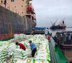 VI PHẠM QUY ĐỊNH VỀ XÂY DỰNG, QUẢN LÝ, KHAI THÁC, BẢO VỆ KẾT CẤU HẠ TẦNG VÀ TỔ CHỨC CÁC HOẠT ĐỘNG TRÊN ĐƯỜNG THỦY NỘI ĐỊA